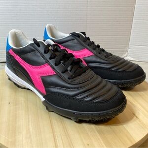 Diadora Calcetto GR LT TF Soccer Shoes Men’s Size 9 Black/Pink( New No Box)
